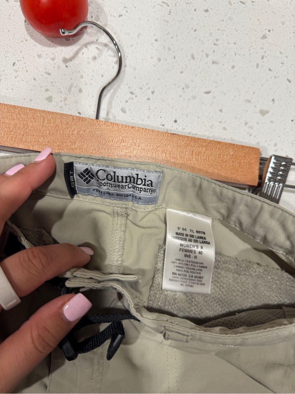 Columbia Women's Light Olive Outdoor Cargo Pants - Picture 3 of 3